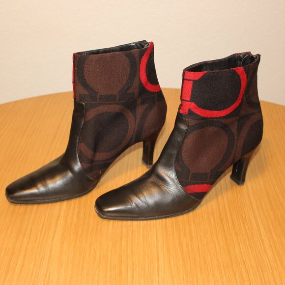 Salvatore Ferragamo - Black Leather w/ Brown & Red Print Detail Short Boots 7B - Picture 1 of 5